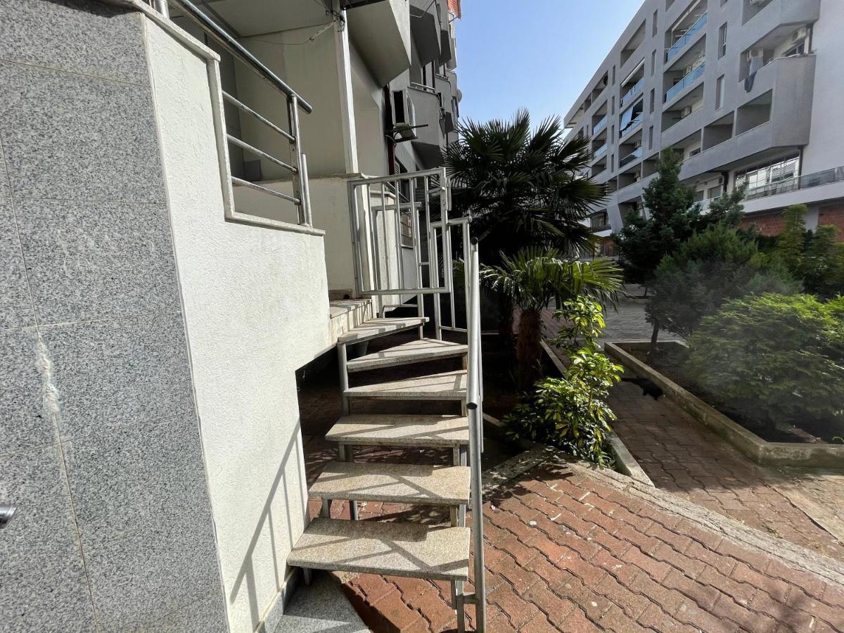 Apartments Zevs Budua Esterno foto