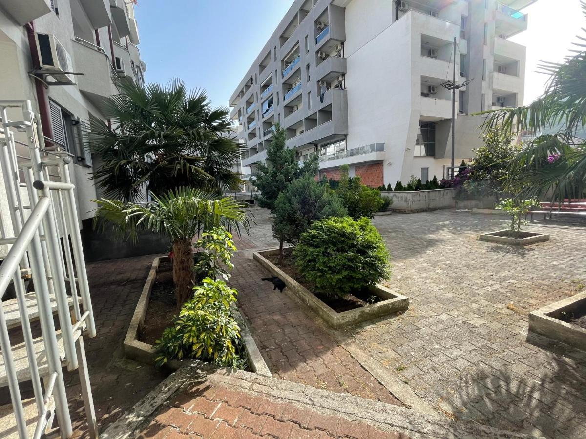 Apartments Zevs Budua Esterno foto